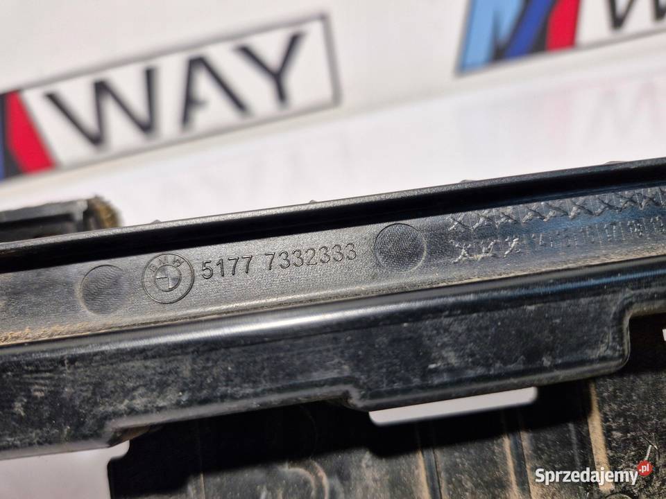BMW X1 F48 ŚLIZG PROGU LEWY KOMPLET 7332329