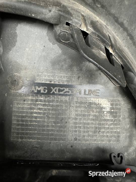 MERCEDES GLC W253 LIFT 1922 AMG ZDERZAK TYŁ PDC