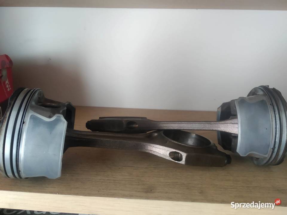 Tłoki BMW N46 nominał stan rarytas drift gruz Krosno