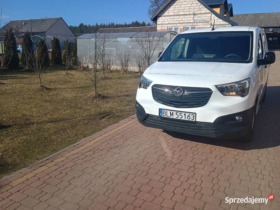 Opel Combo 15 130 2021 manualna Łomża