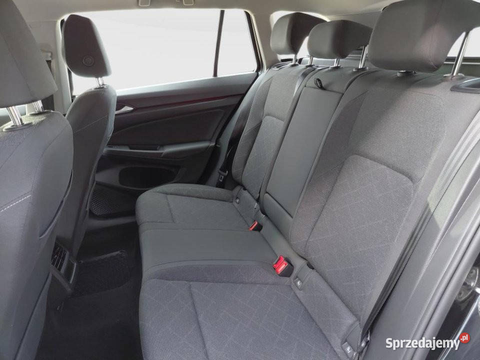 Volkswagen Golf 2023r Salon Aktywny Tempomat 105405km mazowieckie