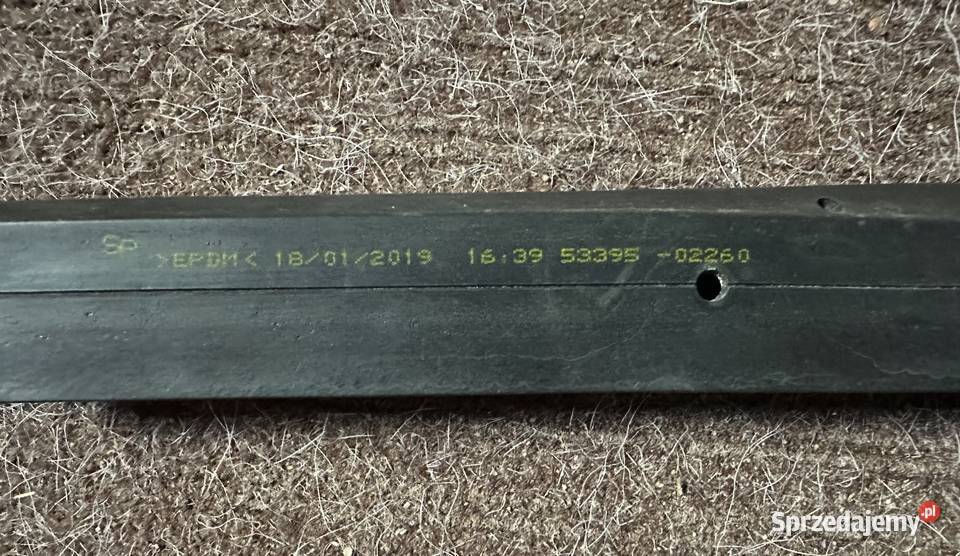 TOYOTA COROLLA E21 USZCZELKA MASKI OE 5339502260 osobowe Białystok sprzedam
