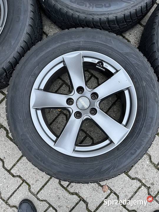Koła zimowe 17 5x1143 SUV Honda CRV Nokian Świdnik