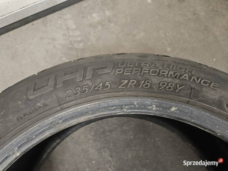 4 23545 R18 98Y Kormoran UHP XL 2021r 45