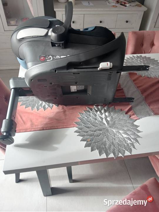 Nosidełko cybex z bazą Oława