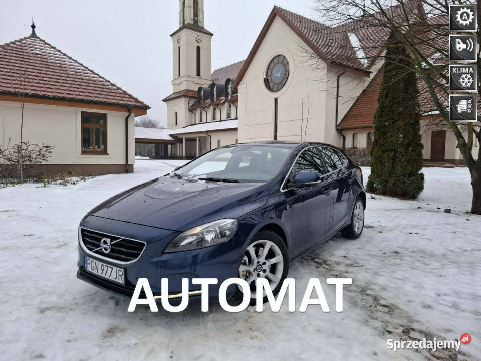 Volvo V40 WERSJA OCEAN AUTOMAT II 2012 światła przeciwmgielne