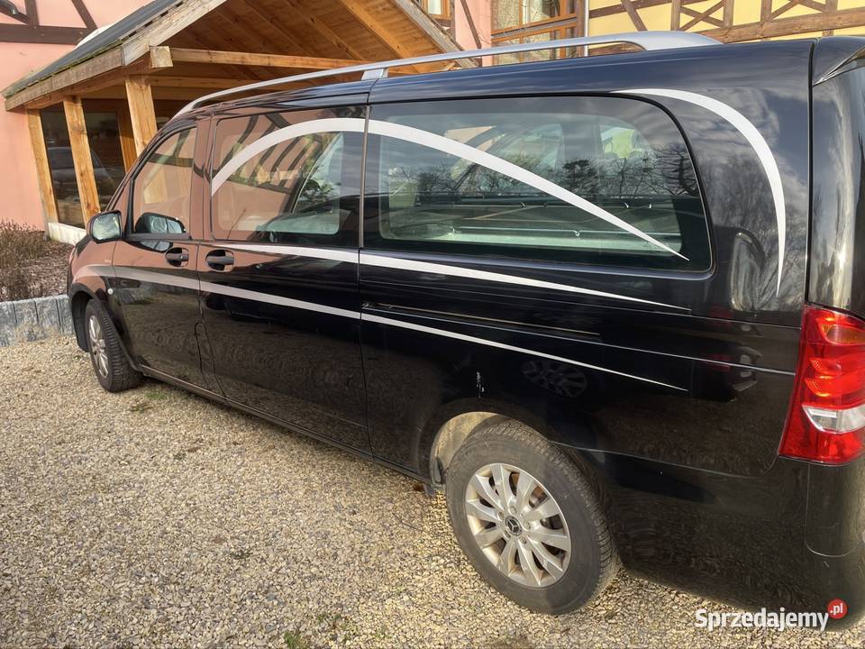 Mercedes Vito auto karawan pogrzebowy Jastrząb
