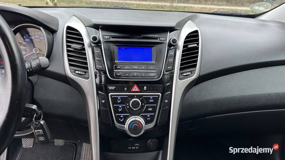 Hyundai I30 II LIFT 16d 2015 kombi sprowadzony Konin