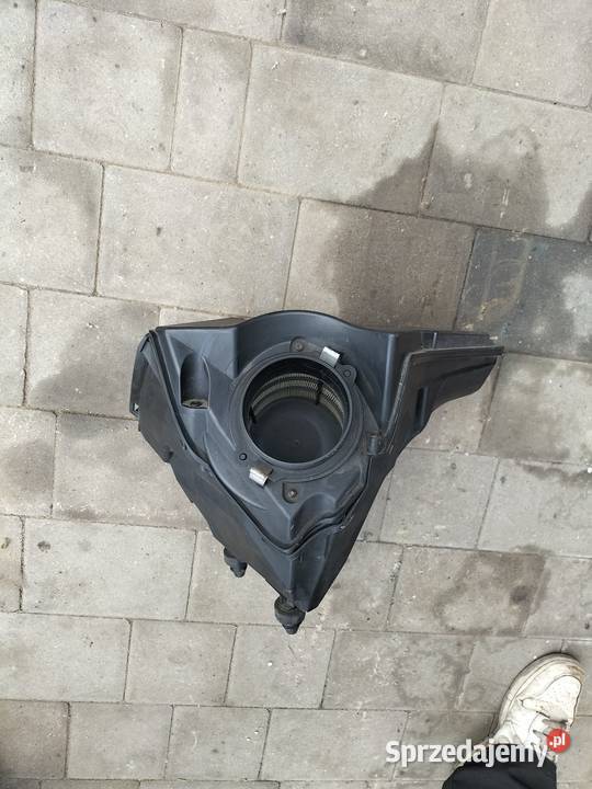 Obudowa filtra powietrza AUDI A4 B8 8K0133835T osobowe Kończyce Małe