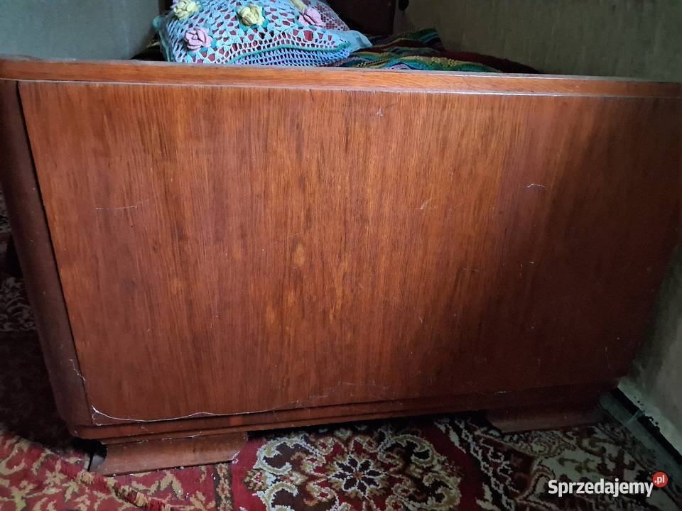 Łóżko porządne stare drewniane Krupniki