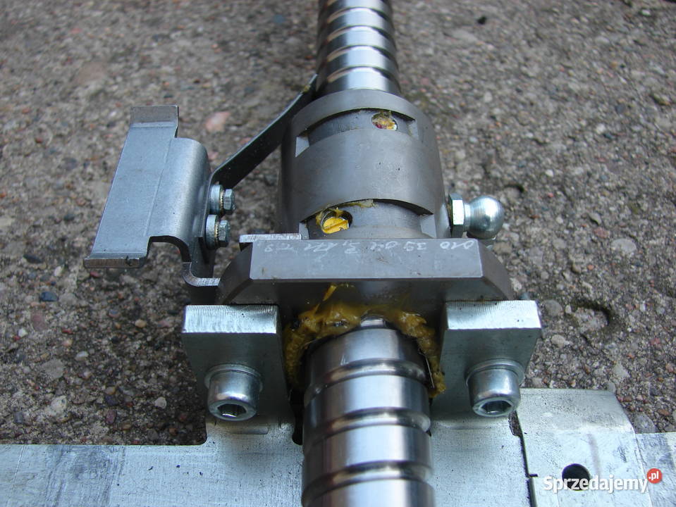 Nakrętka i śruba kulowa fi 24mm do CNC długość