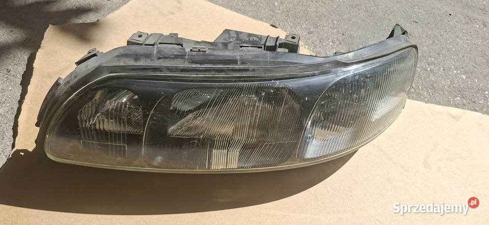 Lampa volvo v70 Legionowo