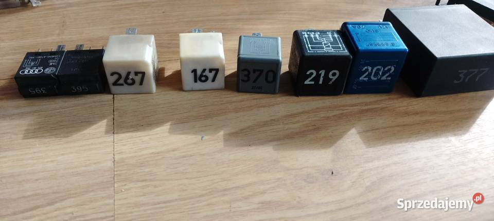 Przekaźniki a4 b5 komplet 19 TDI Rok produkcji 2000 sprzedam