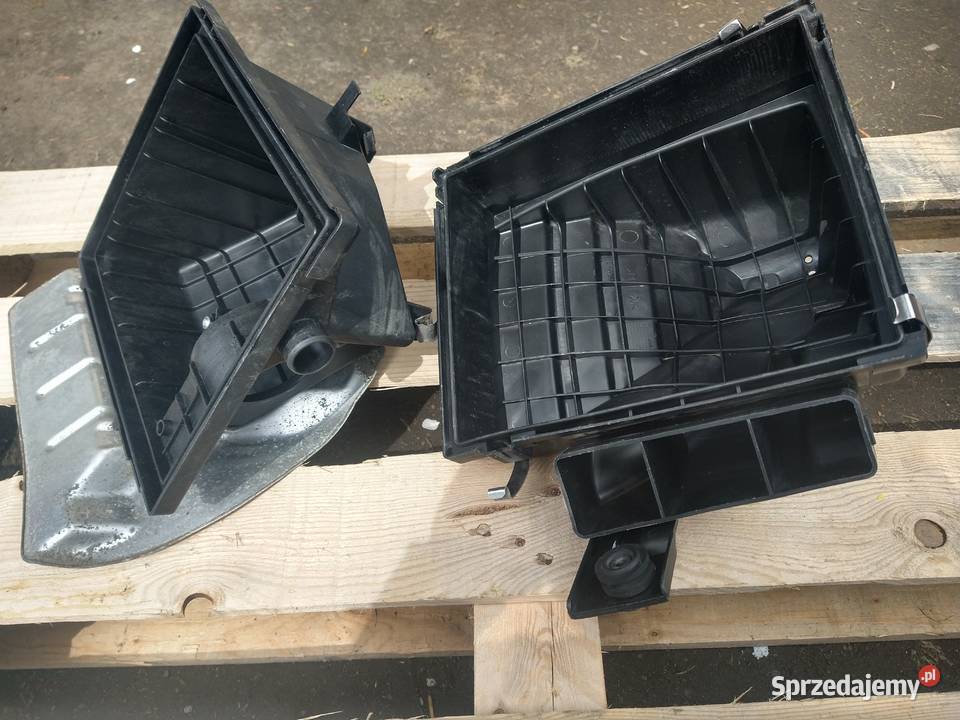 Obudowa Filtra Powietrza Airbox 3B0 133 837AD osobowe