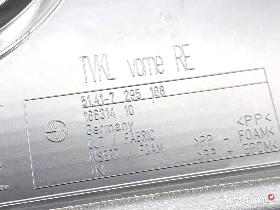 BOCZEK DRZWI PRAWY PRZÓD BMW F34 Hatchback