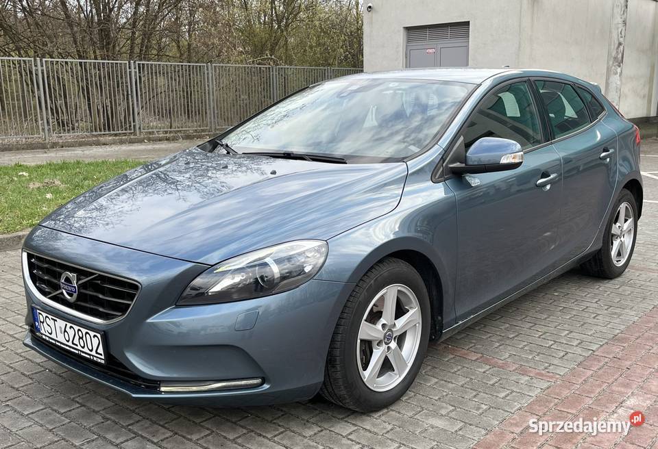 Piękne VOLVO V40 20D 5 cyl 150 Nawigacja Xenon przyciemniane szyby Stalowa Wola