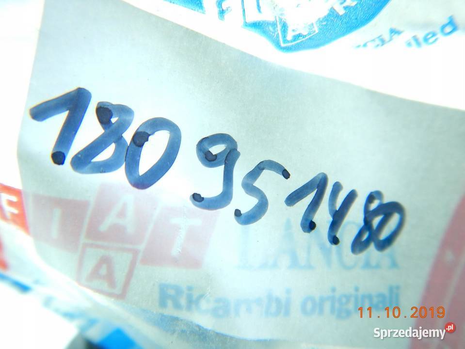 ZAMEK OPARCIA KANAPY PRAWY TYŁ FIAT PANDA I ASO
