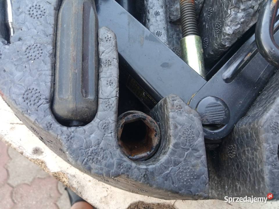 Saab 95 zestaw kluczy wyposażenie fabryczne Stalowa Wola