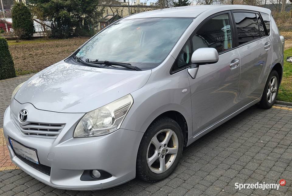 Toyota Verso 20 TDI 2010r 7osobowy Borucino
