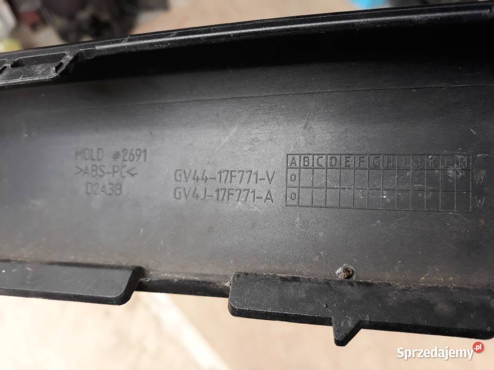 FORD KUGA MK2 LIFT ST LISTWA KRATKI GV4417F771V wielkopolskie Międzychód sprzedam