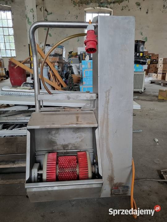 Urządzenie do czyszczenia i dezynfekcji obuwia Bielawa