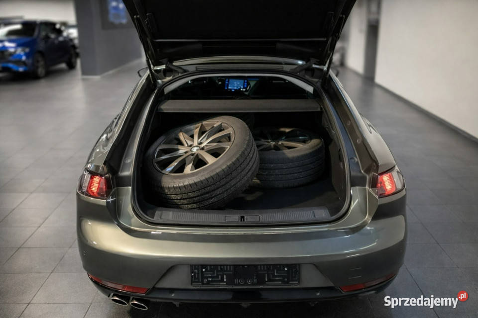 Peugeot 508 II 2018 Sadlno
