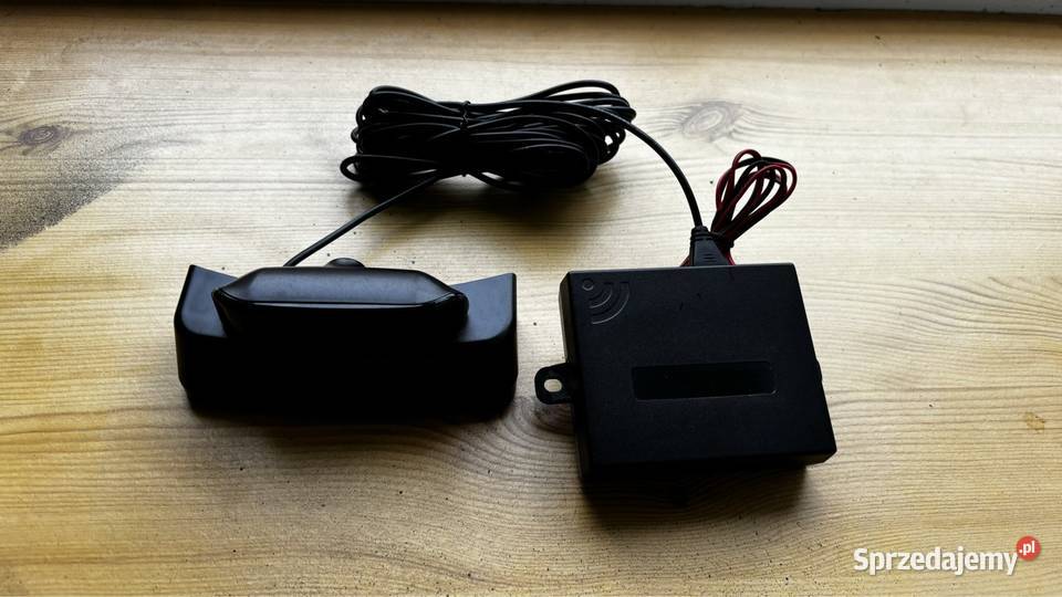 Czujniki cofania w tablicy rejestracyjnej Szczecin