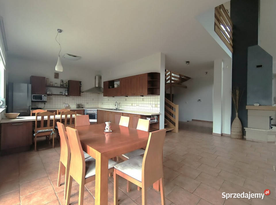 Nowoczesny dom Łanowa w Zamościu Rok budowy 2008 lubelskie Zamość