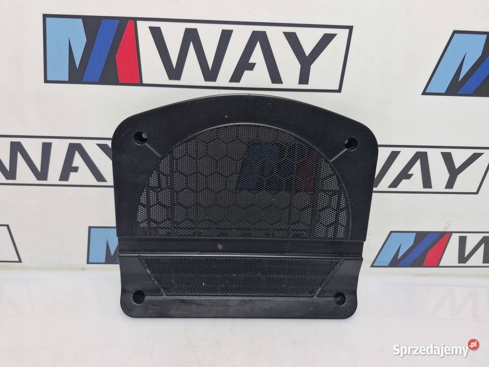 BMW F10 F11 OSŁONA MASKOWNICA GŁOŚNIKA 9300812 Wyposażenie wnętrza sprzedam