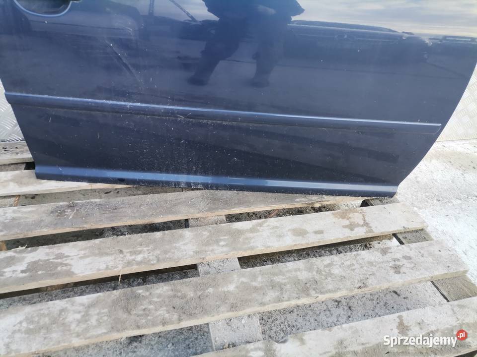 Drzwi Prawy Przód Volkswagen Bora Pogorzelec