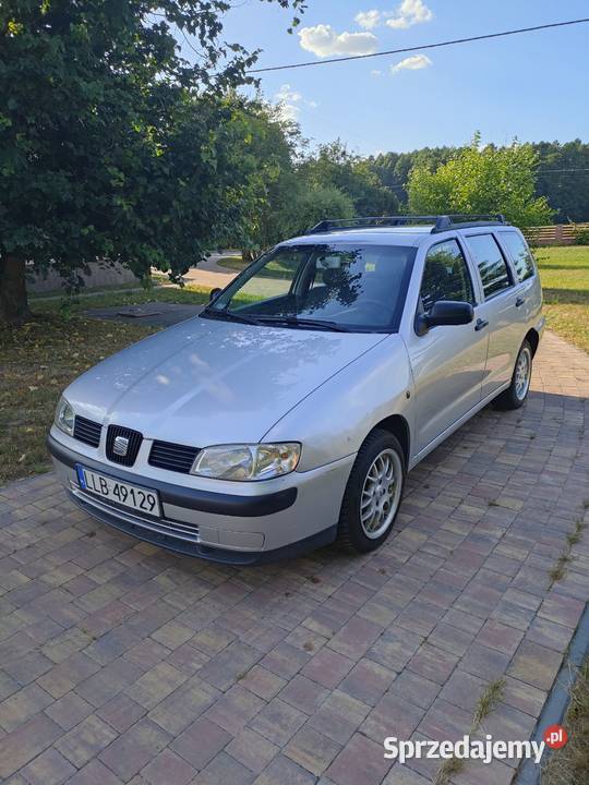 Seat Cordoba Kombi 2002 14 benzyna nieuszkodzony