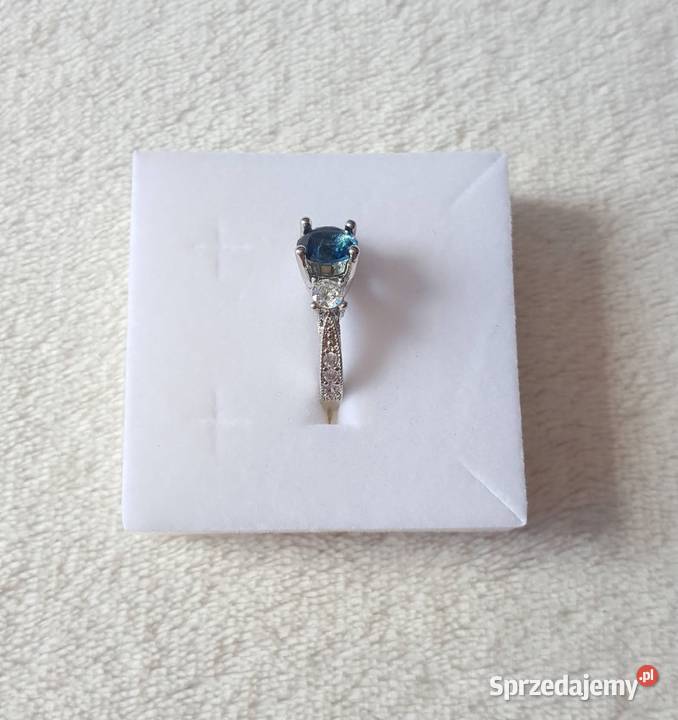 Nowy pierścionek srebrny kolor niebieska morska