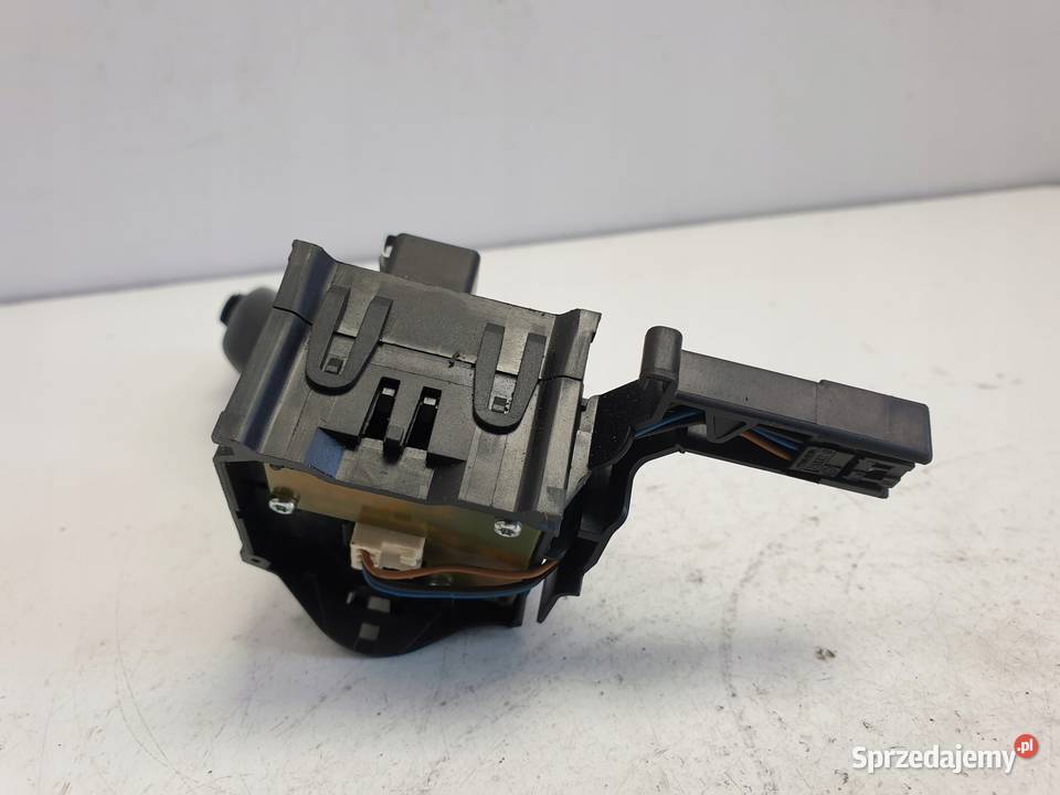 Skoda Superb II MANETKA WYCIERACZEK przełącznik