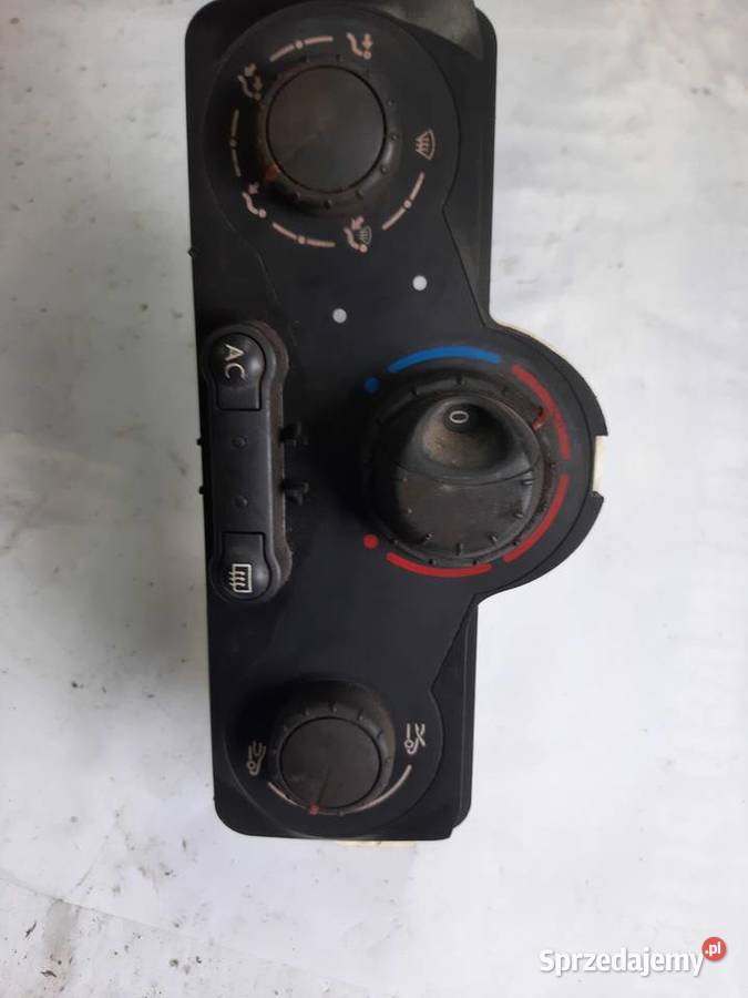 Renault Clio III Modus panel klimatyzacji Ksawerów