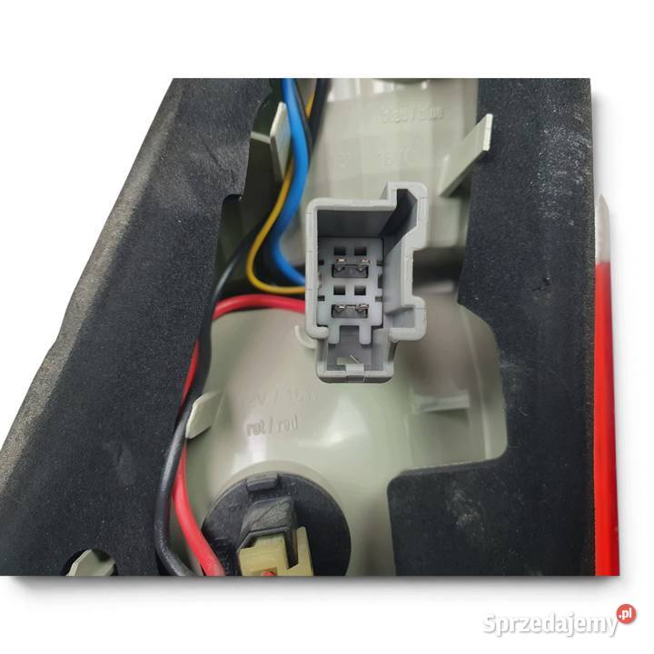 LAMPA LEWA Volvo V70 III 20072016 tylna tylnia sprzedam