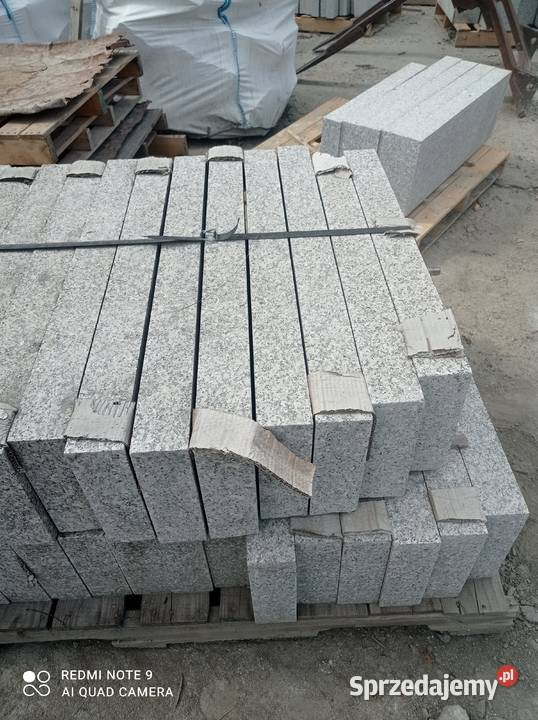 Opornik granitowy 8x30x75125 płomieniowany Obrzeża i palisady Strzegom sprzedam