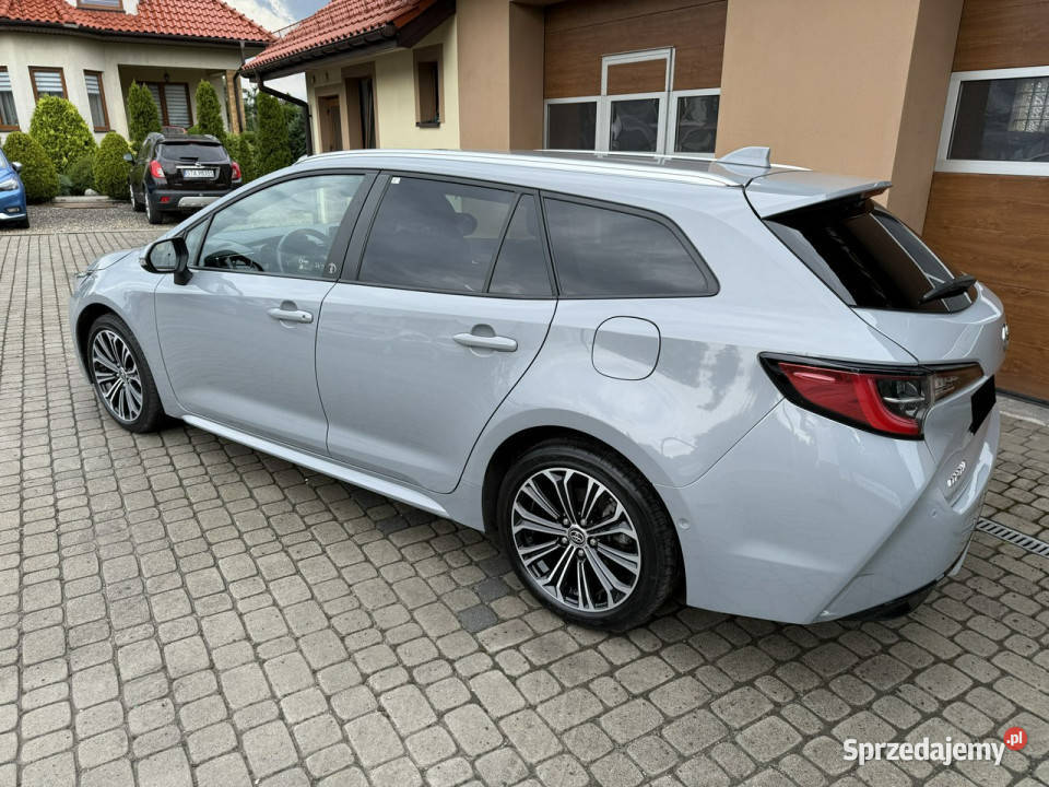 Toyota Corolla 20 Hybrid Team D E21 2019 gniazdo AUX Corolla Orzech sprzedam