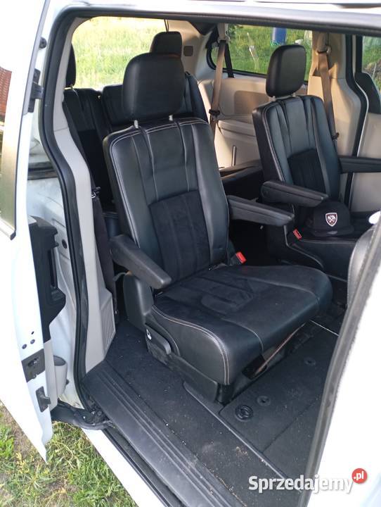 Dodge Grand Caravan 36 2018 benzyna Olsztynek