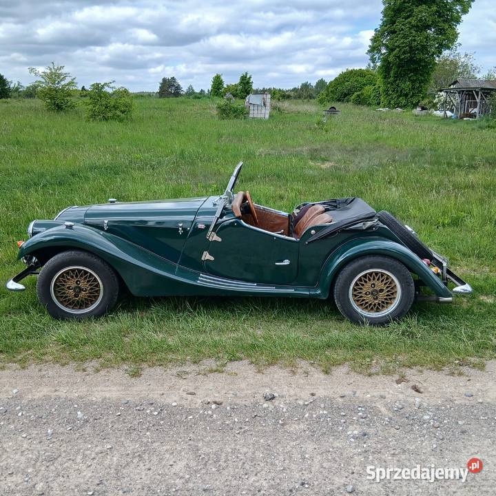 Triumph moss mg tf 1500 zabytek Mikołajki