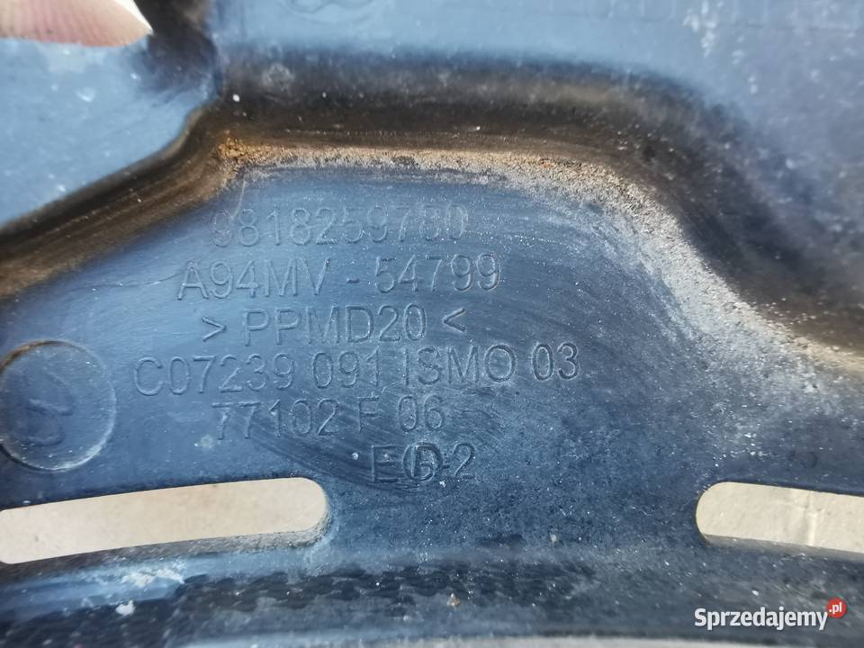 Ślizg mocowanie zderzaka tył prawy peugeot 2008 Sieraków