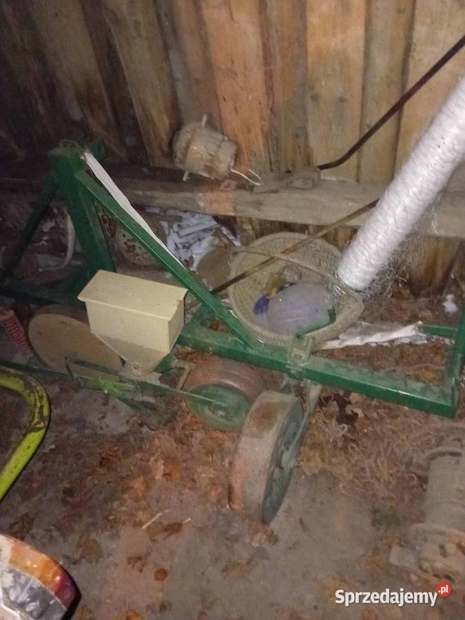 Siewnik taczkowy do warzyw i kukurydzy Rąb