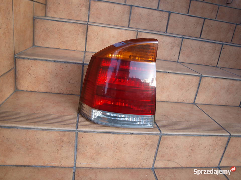 Opel Vectra C lampa lewa tył 2002 2009r europa Kalisz sprzedam