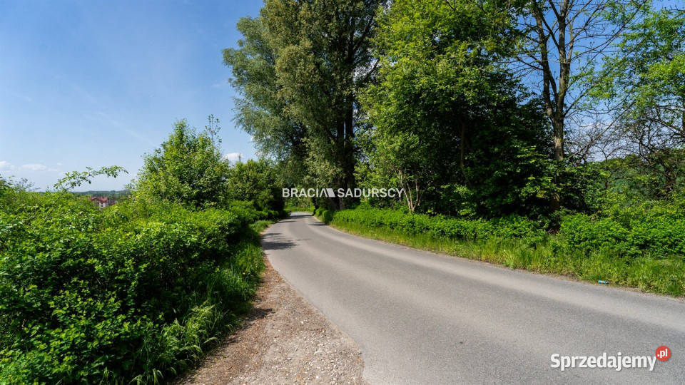Grunt do sprzedania 500m2 Kraków mjr Łupaszki woda