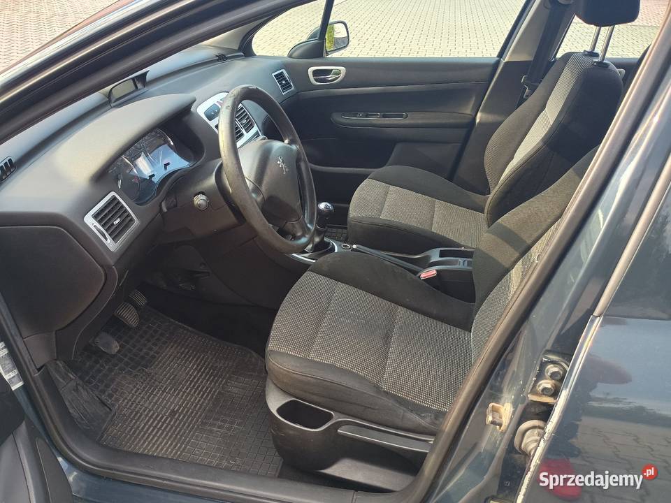 Peugeot 3072005 benzyna manualna
