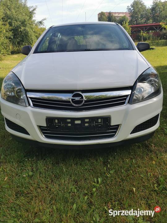 Opel Astra H benzyna Starachowice