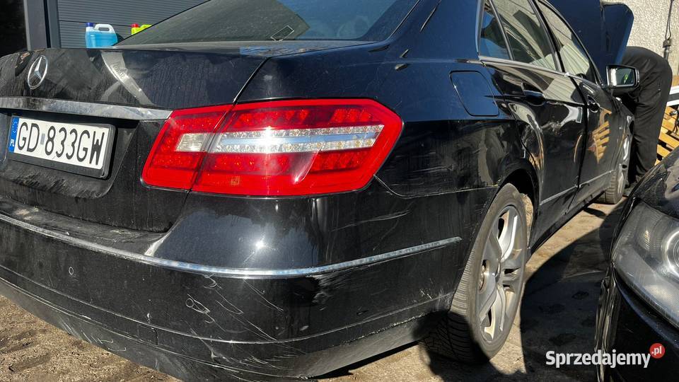 Syndyk sprzeda Mercedes Benz E 220 prod 2010 Pruszcz Gdański