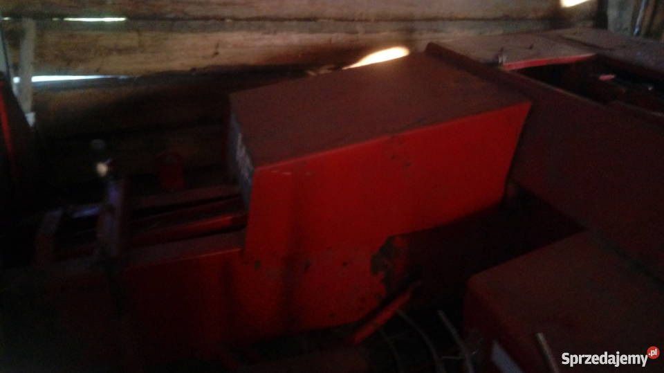 Prasa kostkujaca Massey Ferguson 128 nieuszkodzony Sokółka