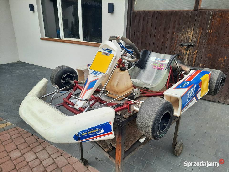 Gokart wyscigi drift