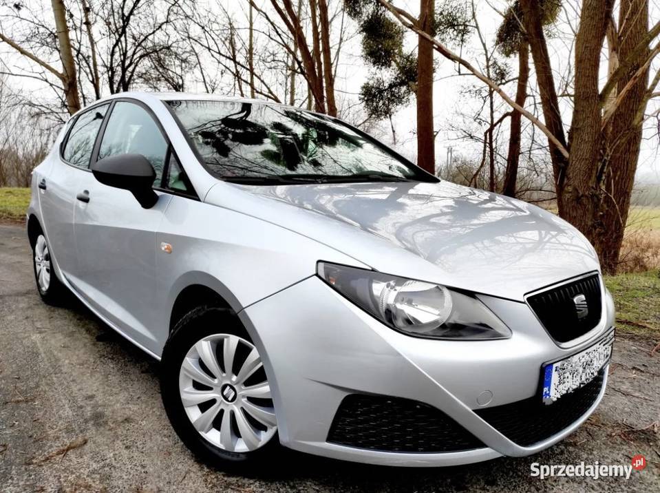 Seat Ibiza LIFT 14 Benzyna MPI 2009 Przebieg 99 dolnośląskie Wrocław sprzedam