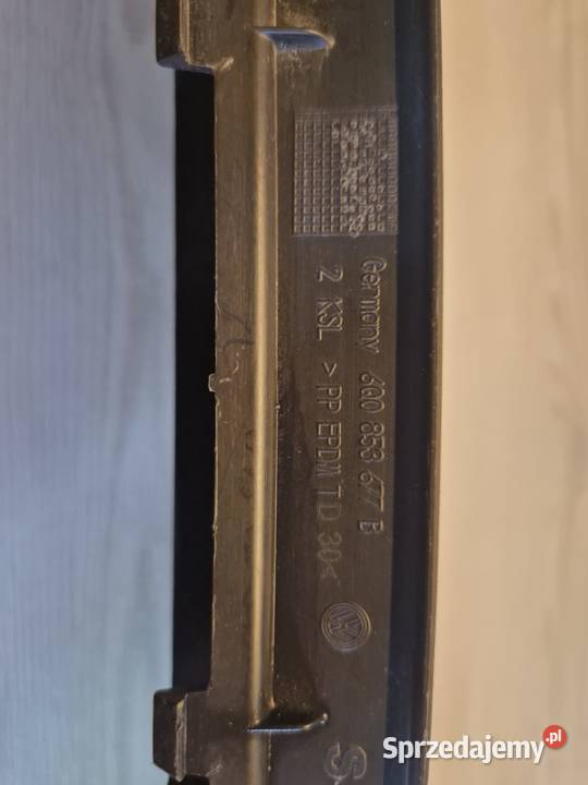 Kratka środkowa zderzaka WV Polo 0510 Kwilcz sprzedam